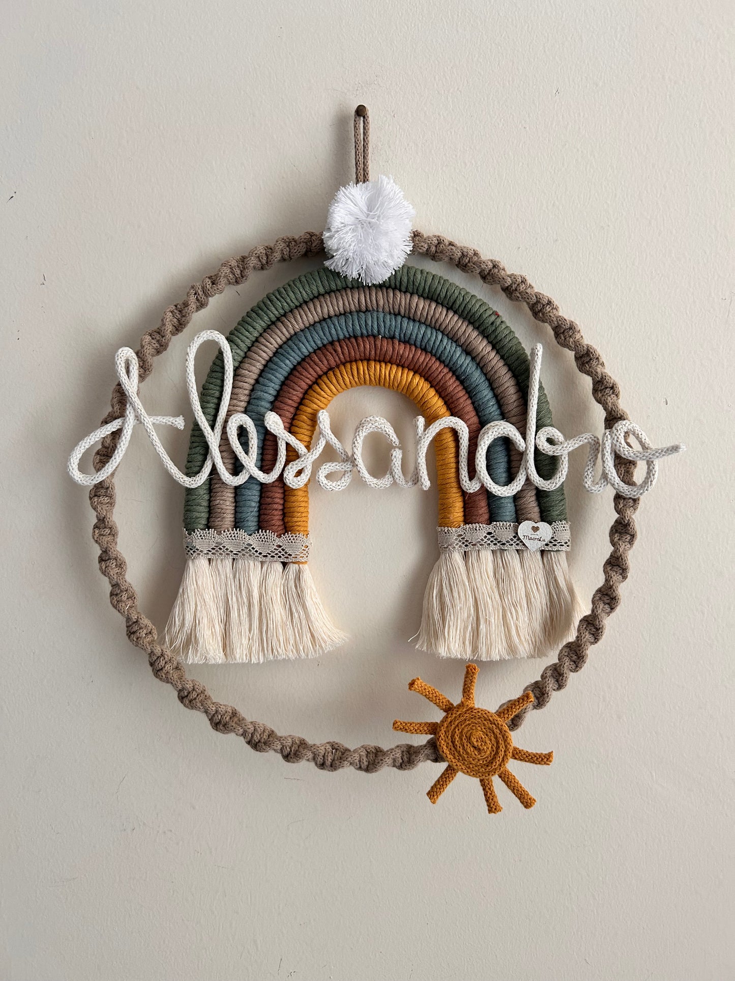 Fiocco nascita con nome in Tricotin - Versione Cerchiobaleno