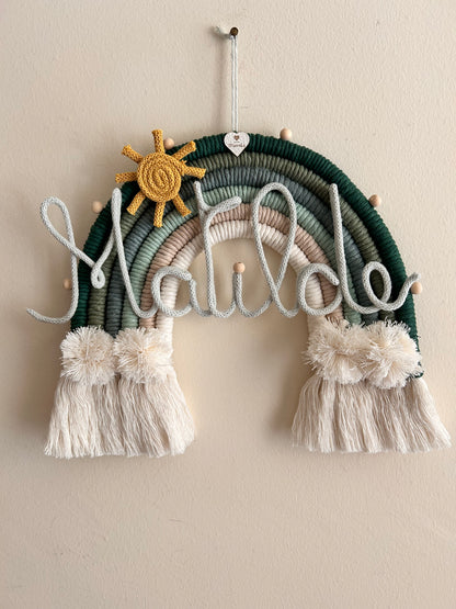 Arcobaleno in Macrame con Nome in Tricotin - MacraLu di Ludovica Mazzanti