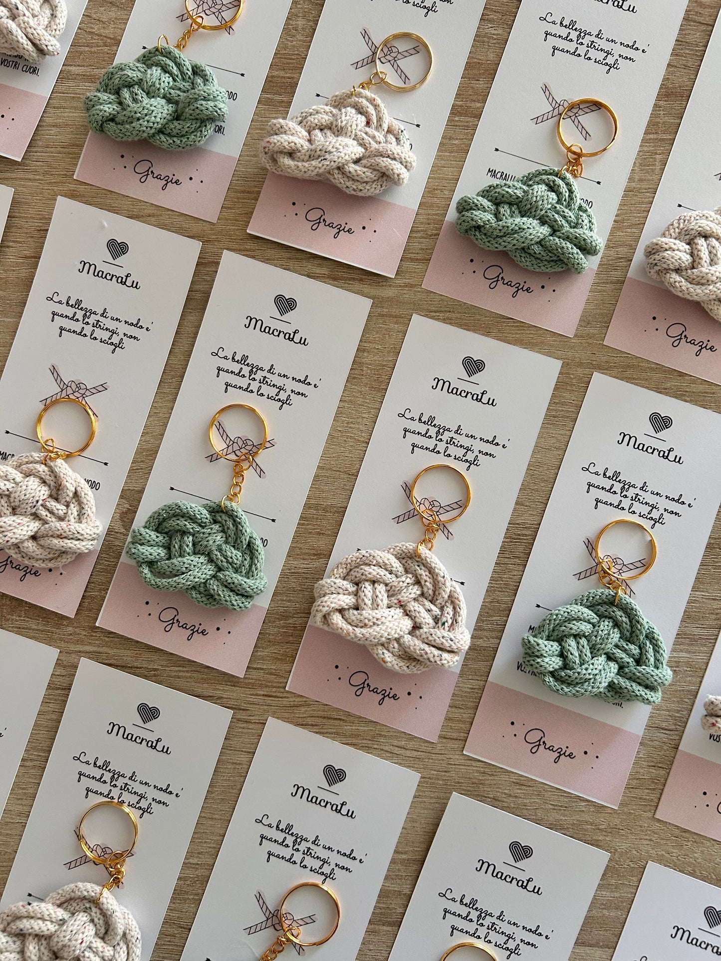 Segnaposto bomboniera gadget nascita nuvola Macramè - MacraLu di Ludovica Mazzanti