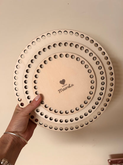 Base in legno con fori per cestini e organizer - MacraLu di Ludovica Mazzanti