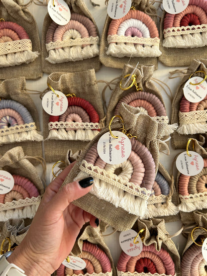 Arcobaleno bomboniera in Macramè - MacraLu di Ludovica Mazzanti