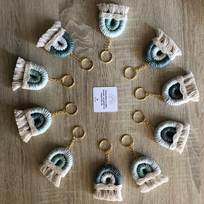 Arcobaleno bomboniera in Macramè - MacraLu di Ludovica Mazzanti