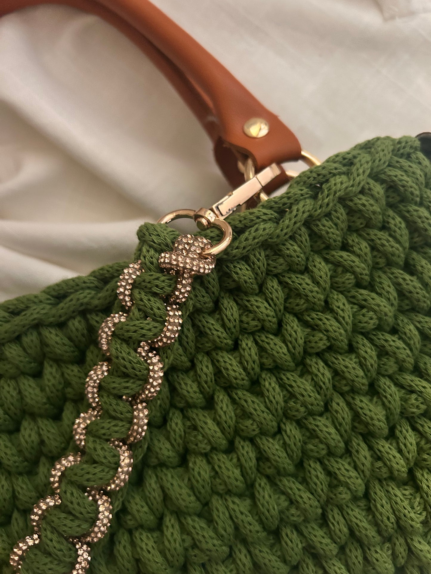 Portachiavi Infinity • Macramè con cordino strass - MacraLu di Ludovica Mazzanti