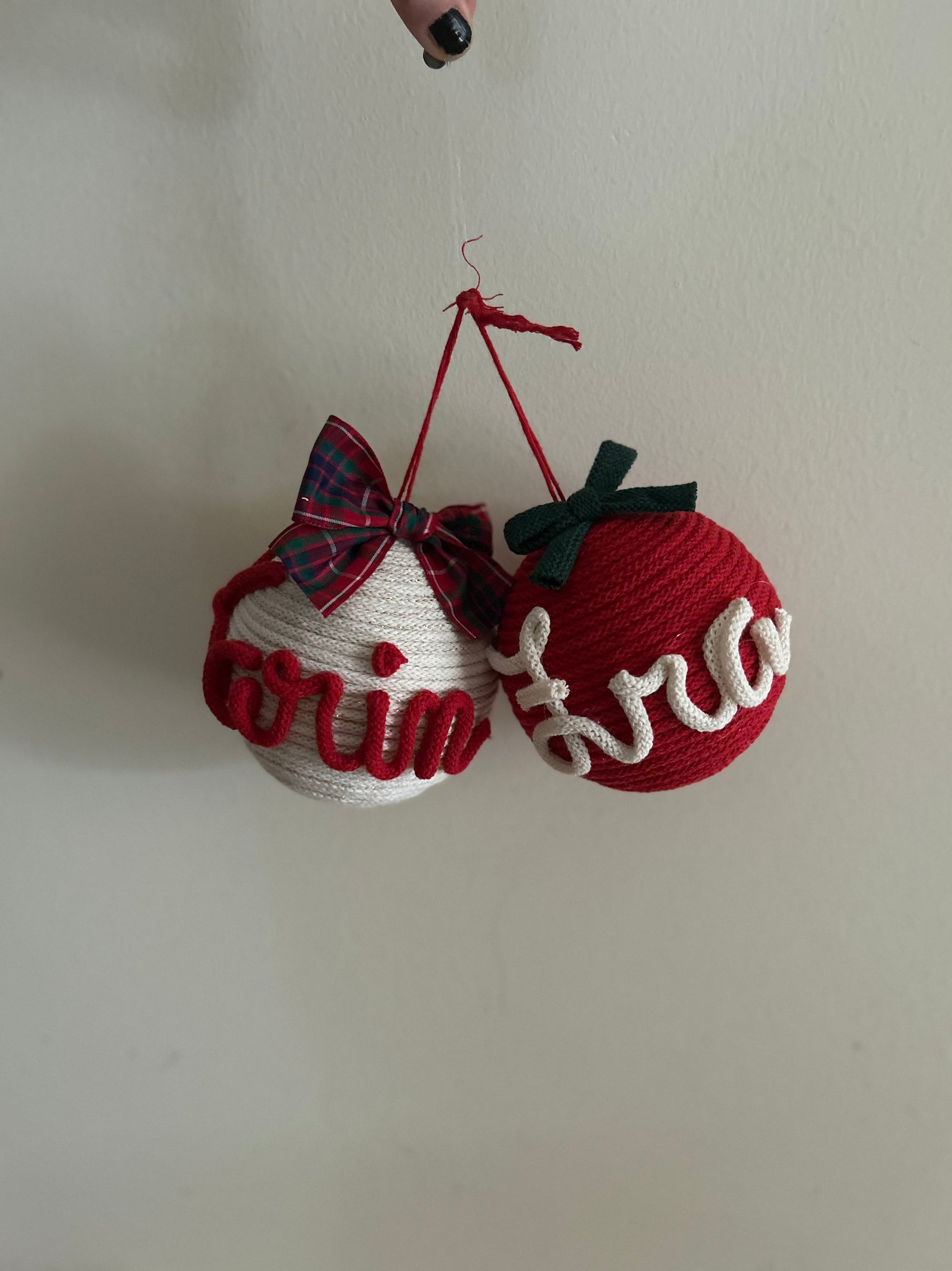 Palline di Natale in Tricotin con nome - MacraLu di Ludovica Mazzanti