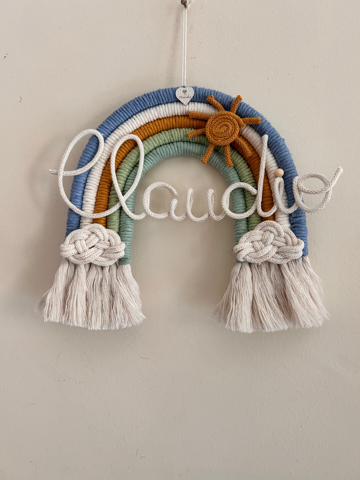 Arcobaleno in Macrame con Nome in Tricotin - MacraLu di Ludovica Mazzanti