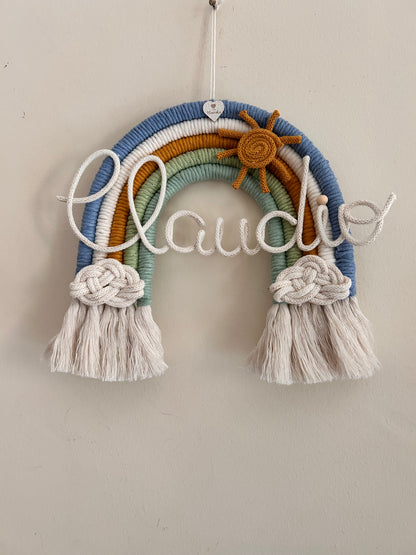 Arcobaleno in Macrame con Nome in Tricotin - MacraLu di Ludovica Mazzanti