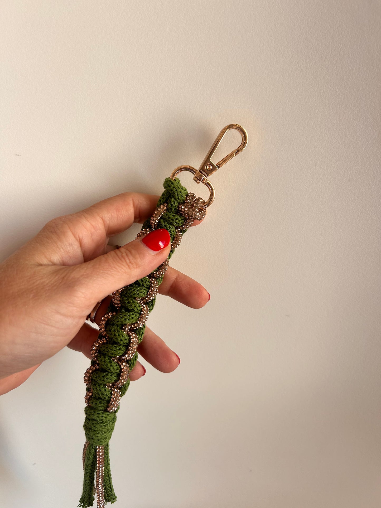 Portachiavi Infinity • Macramè con cordino strass - MacraLu di Ludovica Mazzanti