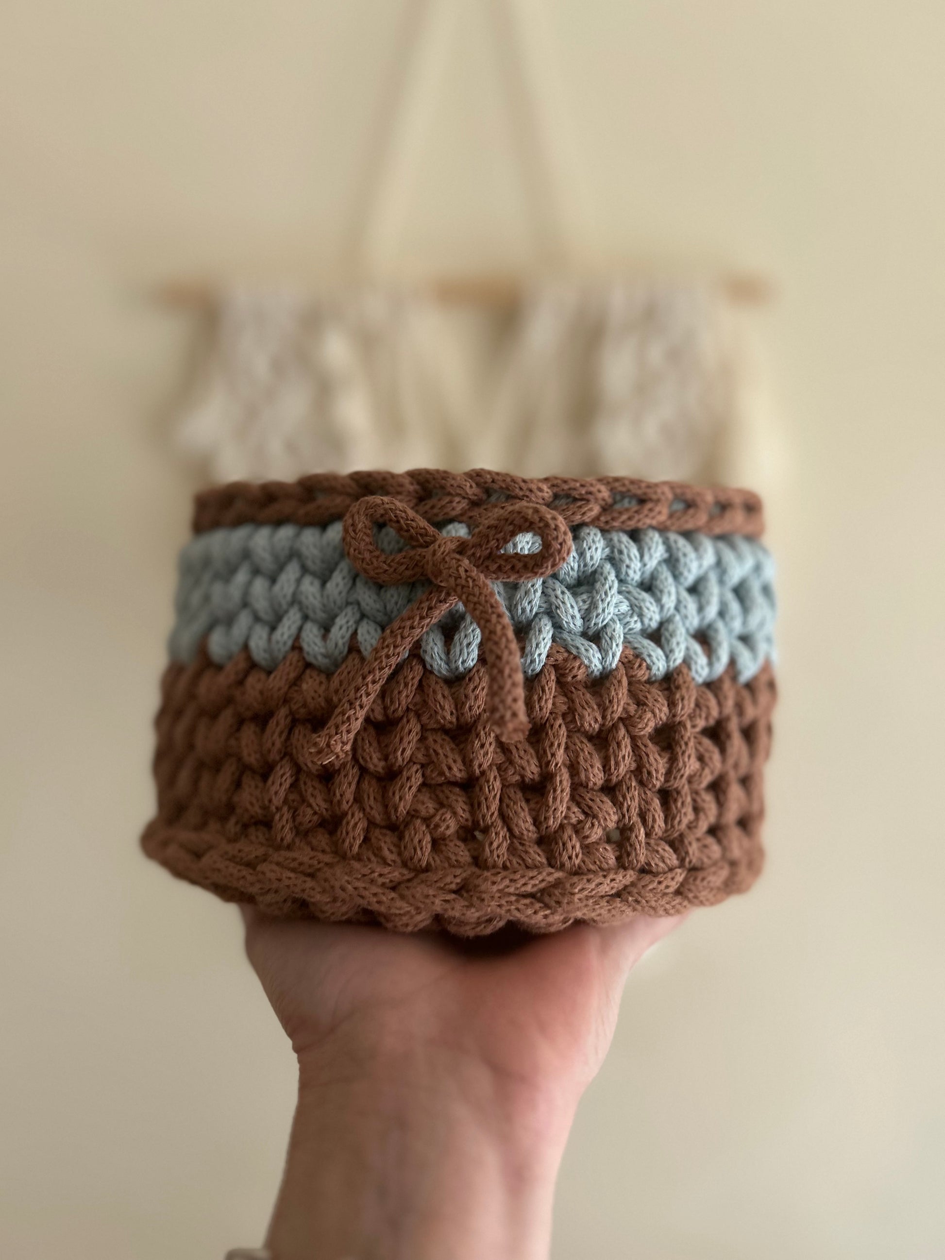 Cestino porta oggetti uncinetto - MacraLu di Ludovica Mazzanti