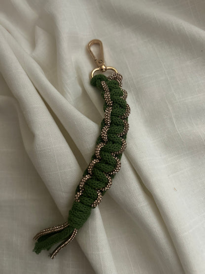 Portachiavi Infinity • Macramè con cordino strass - MacraLu di Ludovica Mazzanti