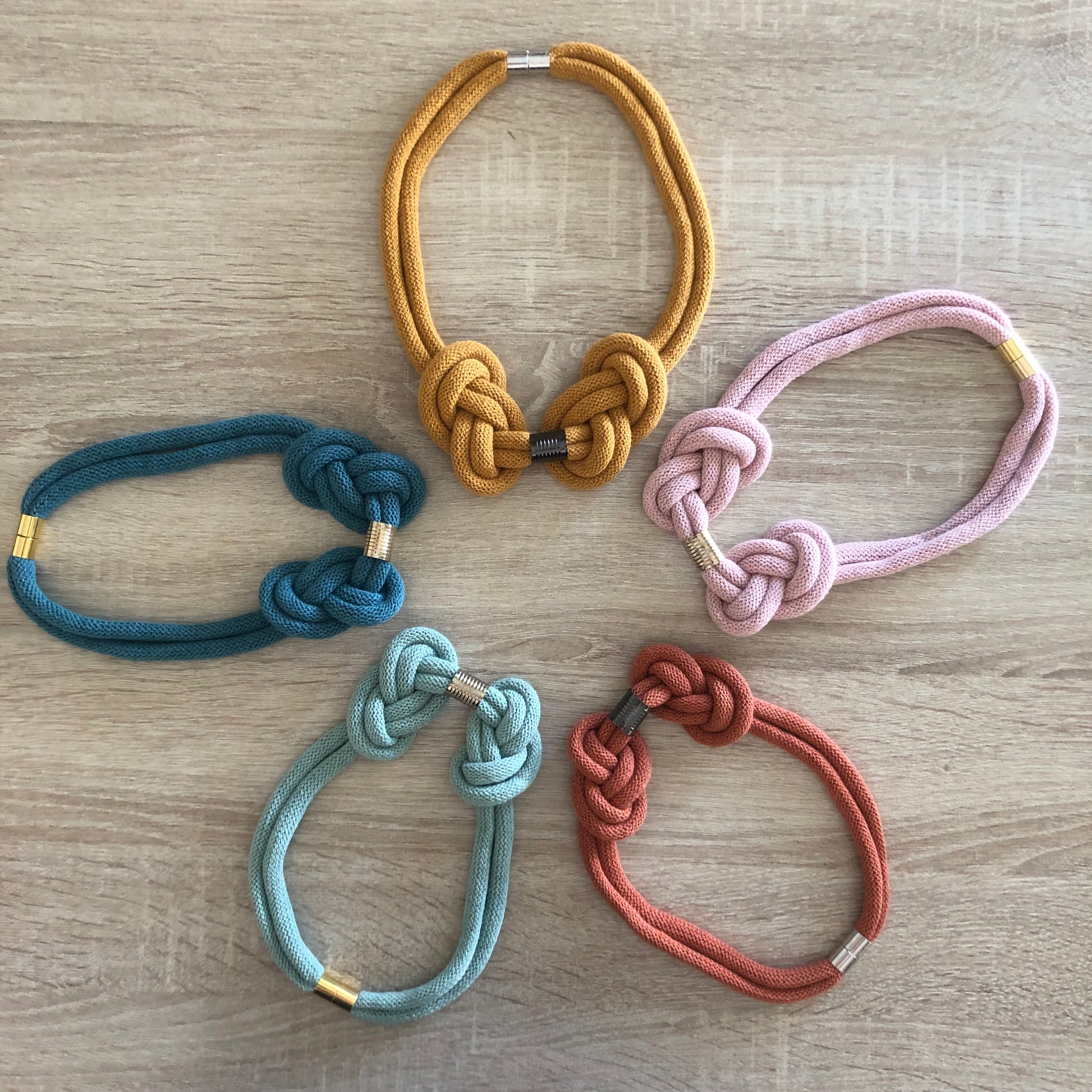 Collane in cotone - MacraLu di Ludovica Mazzanti