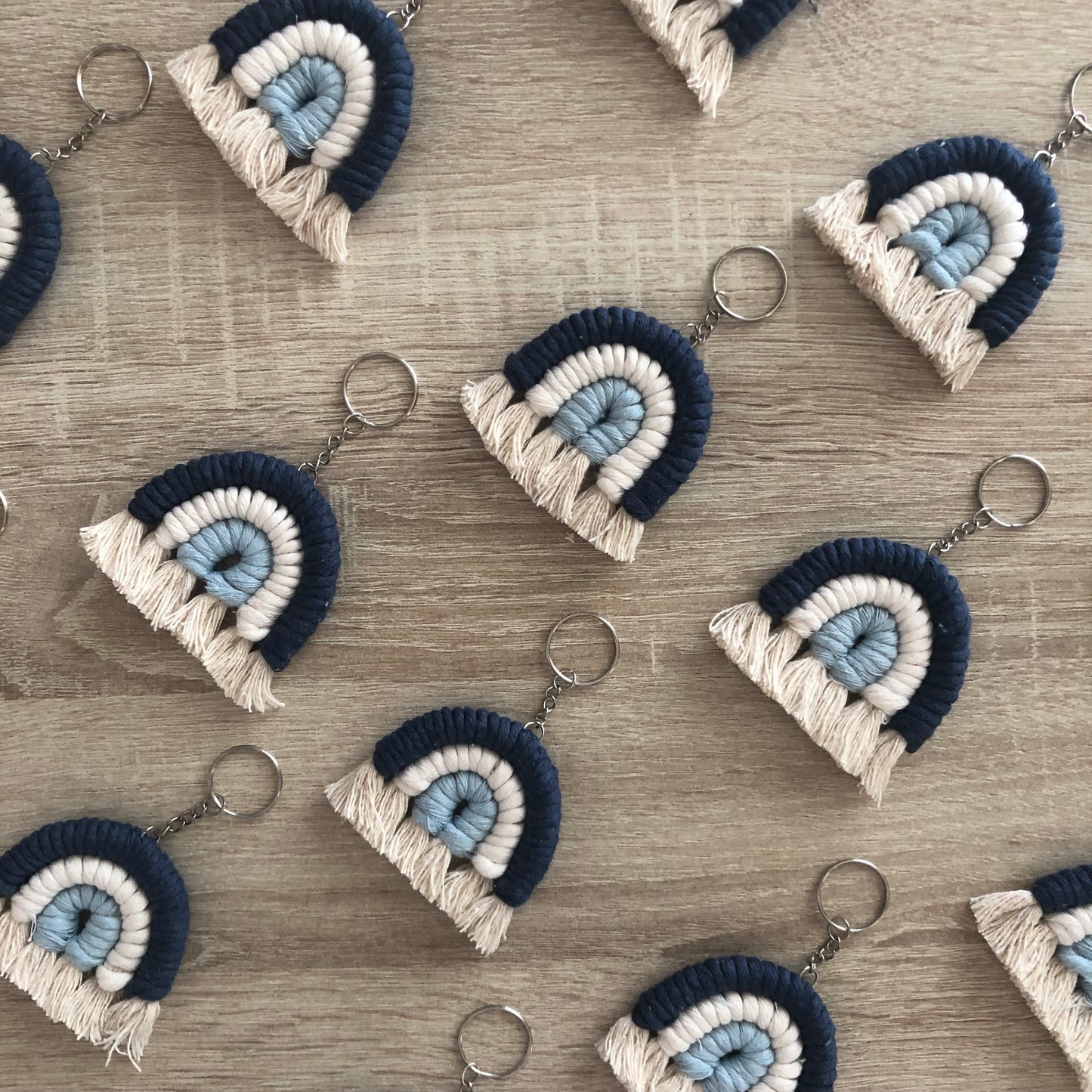 Arcobaleno bomboniera in Macramè - MacraLu di Ludovica Mazzanti