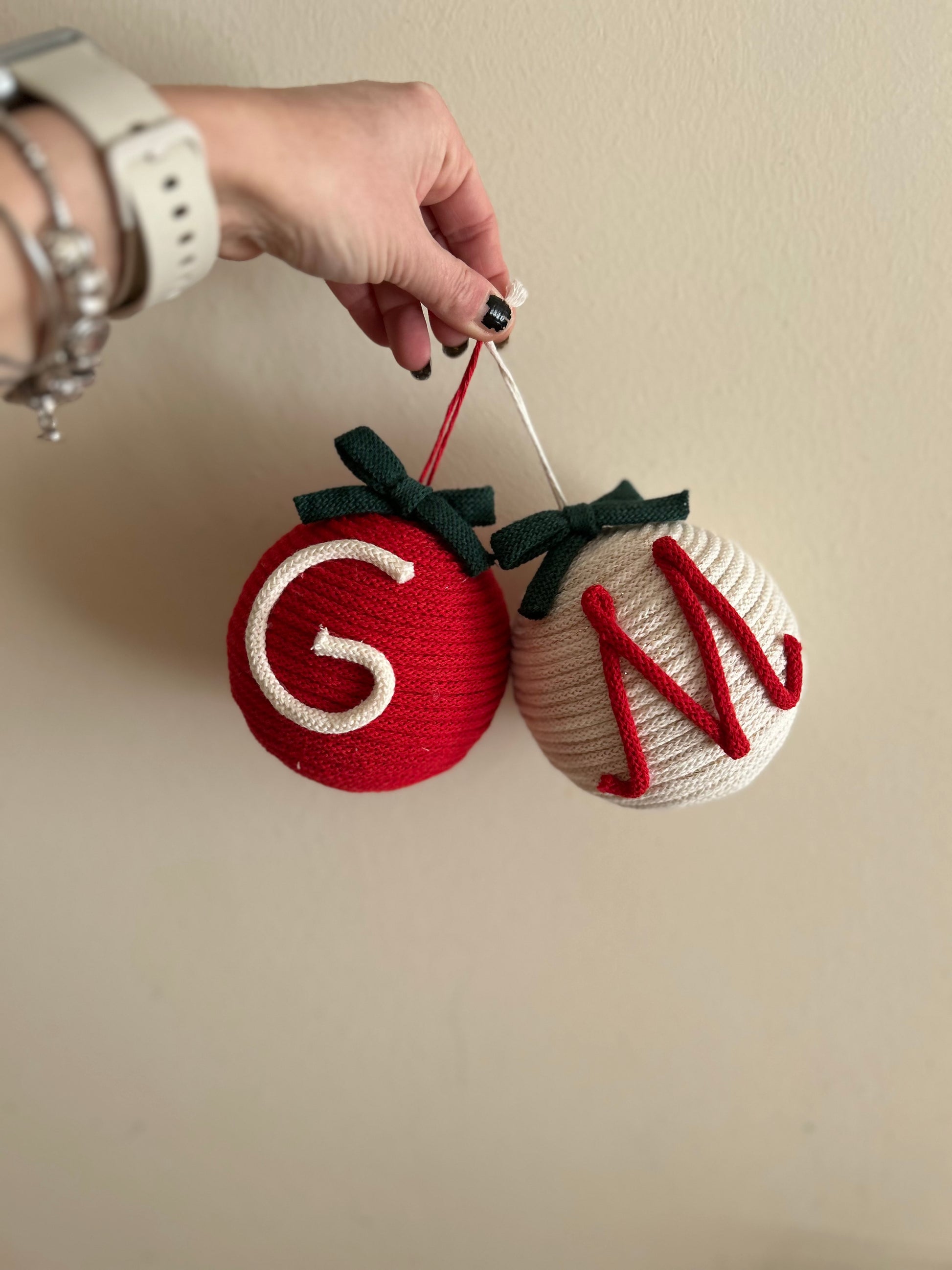 Palline di Natale in Tricotin con nome - MacraLu di Ludovica Mazzanti