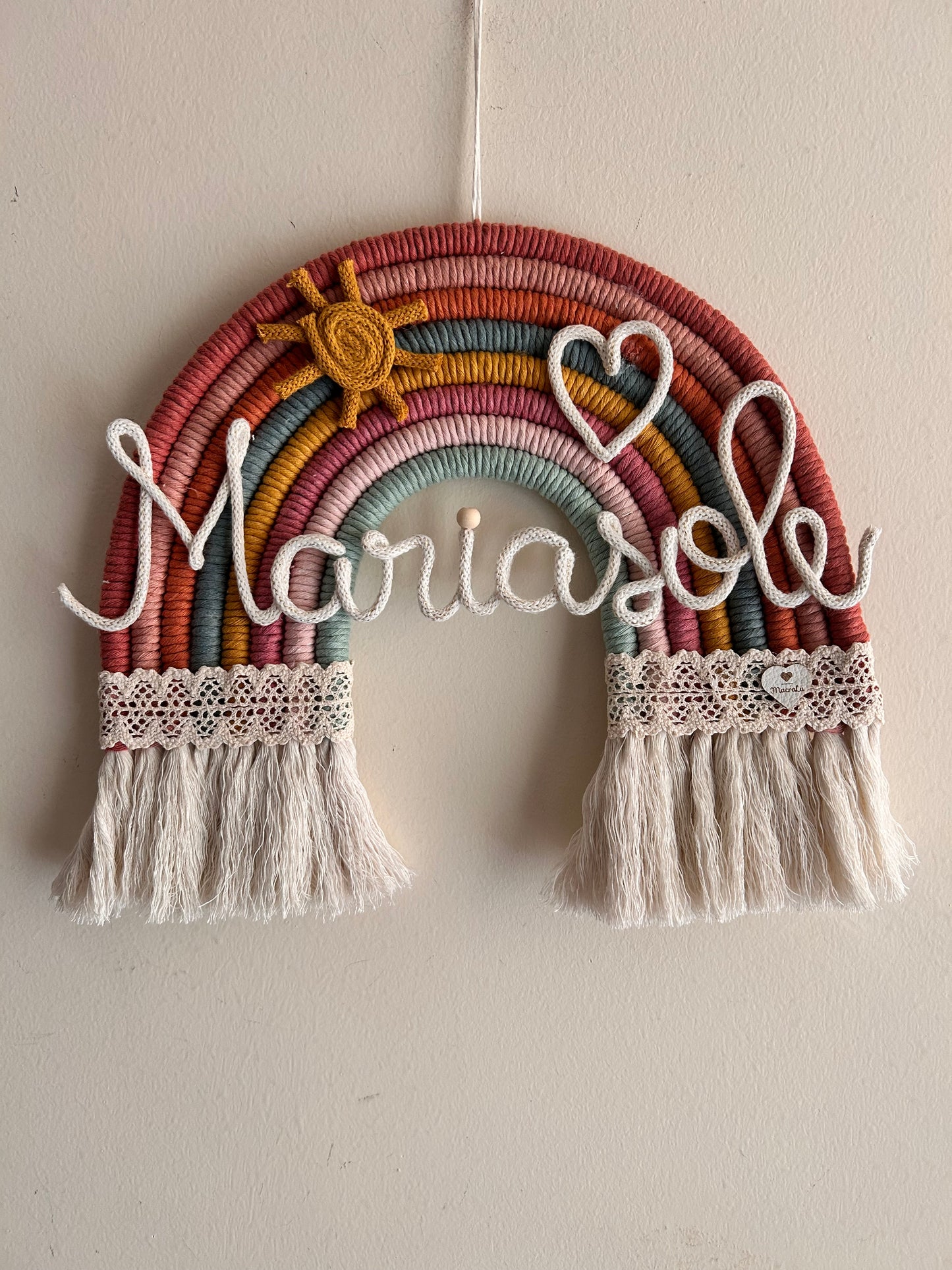 Arcobaleno Macramè con Nome Personalizzato - Fiocco Nascita