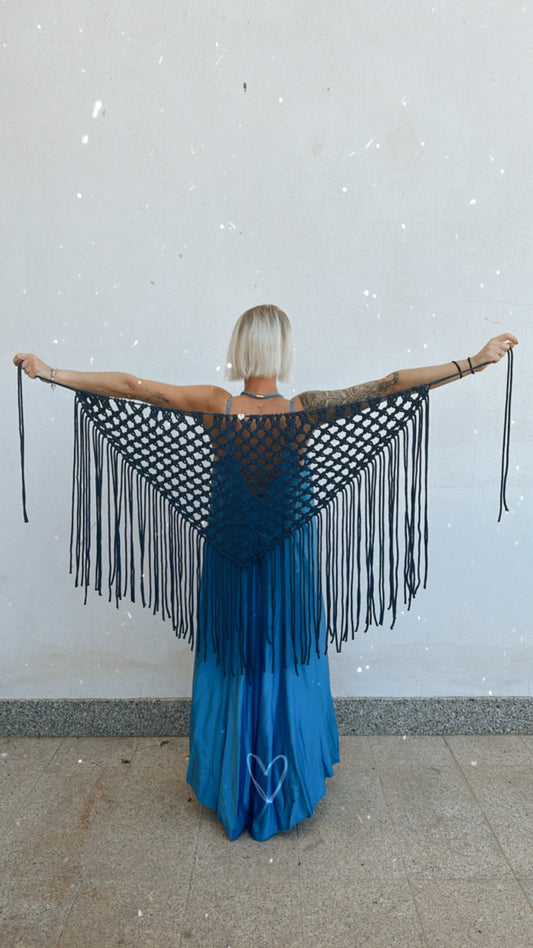 Scialle Fiordaliso in macramè - MacraLu di Ludovica Mazzanti