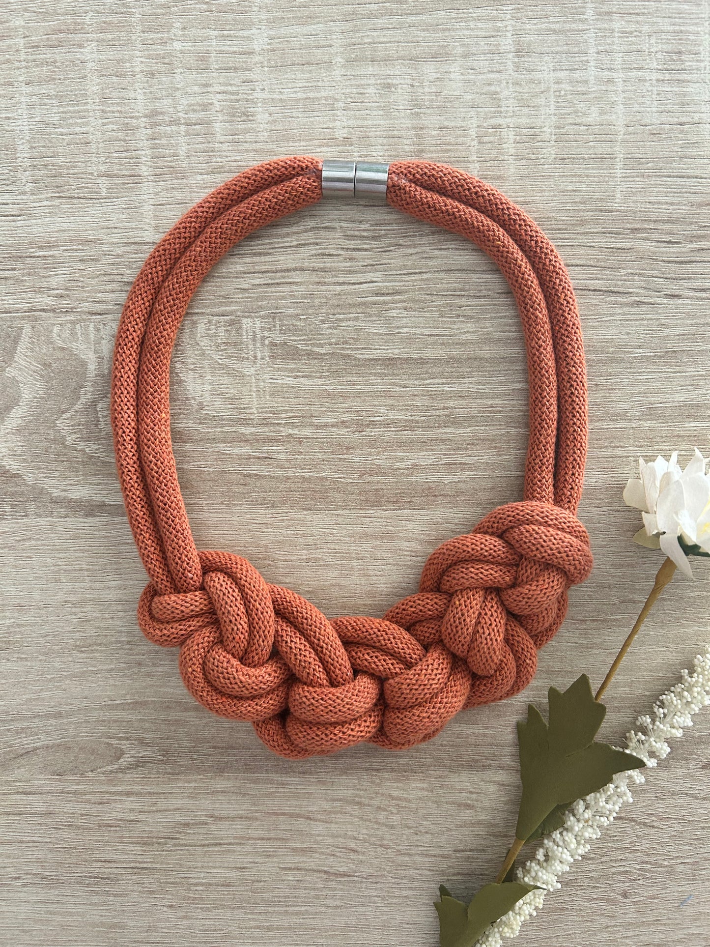 Collane in cotone - MacraLu di Ludovica Mazzanti
