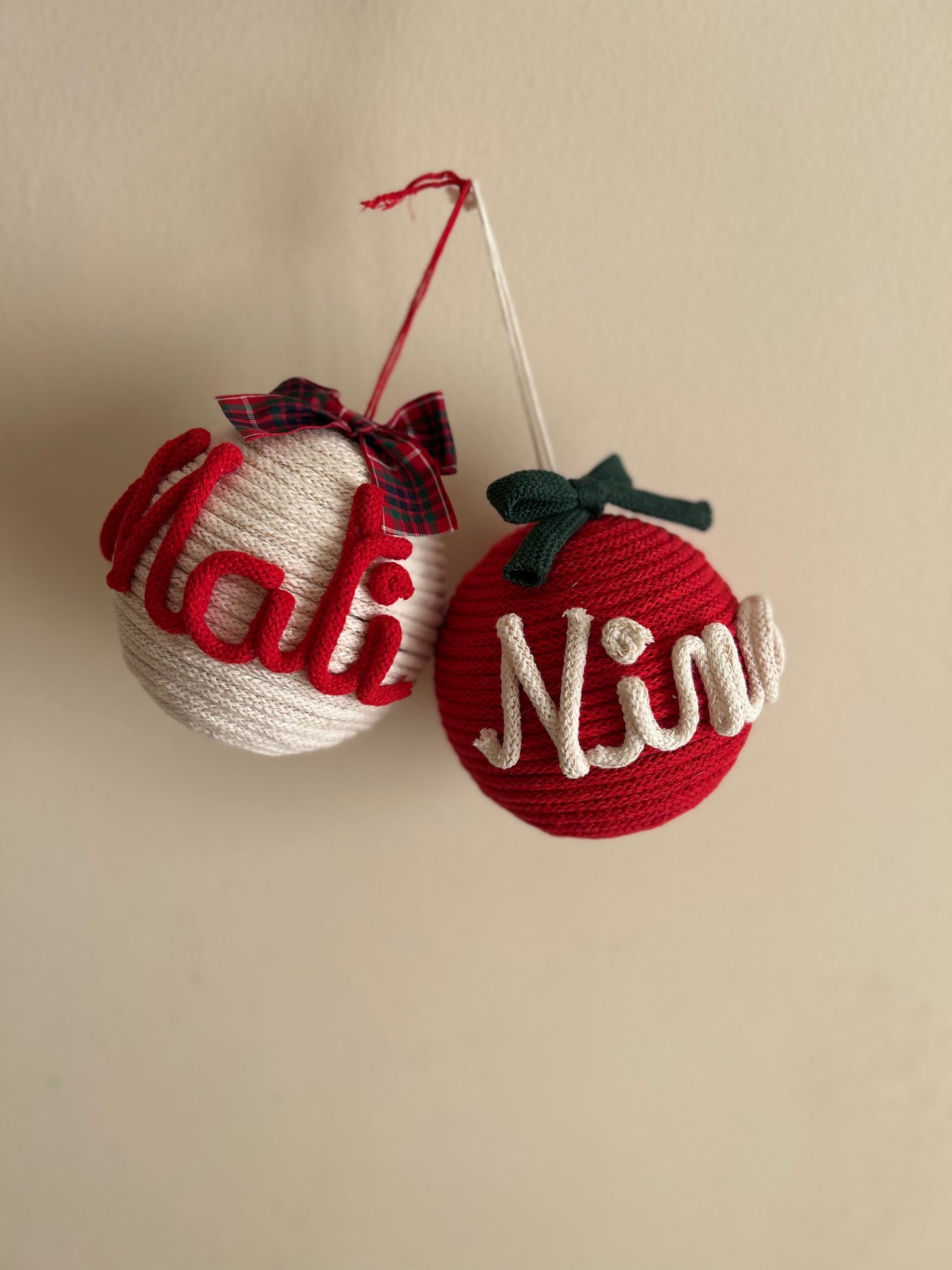 Palline di Natale in Tricotin con nome - MacraLu di Ludovica Mazzanti