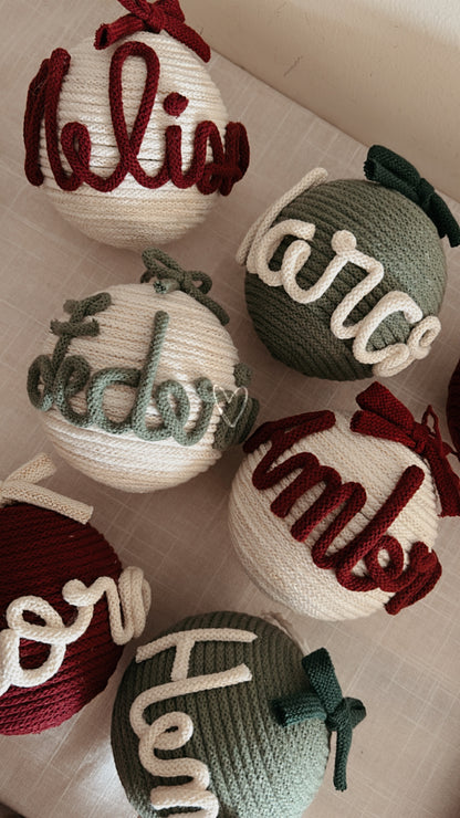 Palline di Natale in Tricotin con nome - MacraLu di Ludovica Mazzanti