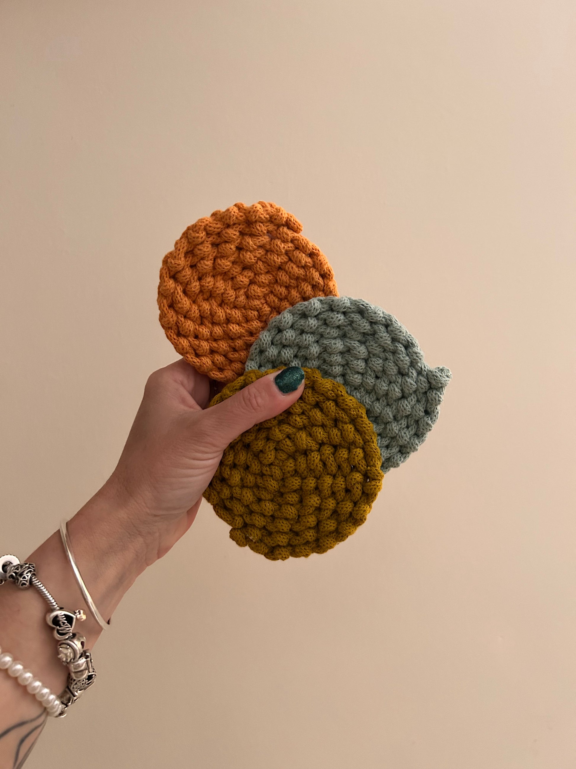 Sottotazza in macramè - MacraLu di Ludovica Mazzanti