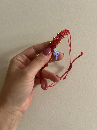 Bracciale Macramè Rosso con Corallo Azzurro • Summer Collection