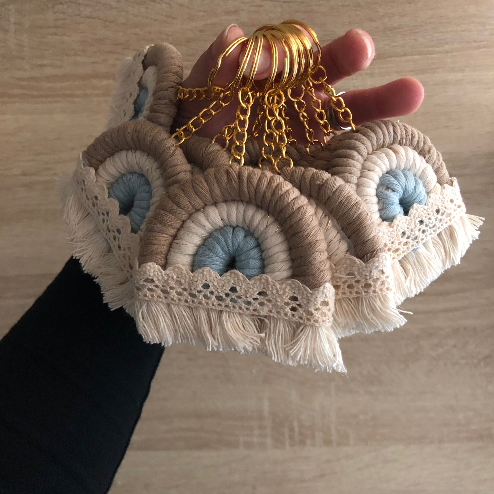 Arcobaleno bomboniera in Macramè - MacraLu di Ludovica Mazzanti