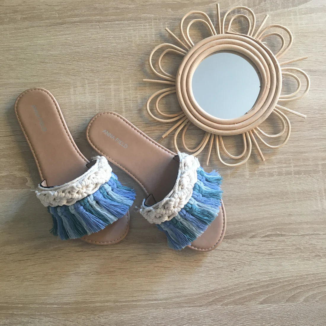 Ciabattina in Macramè mod. Mimosa - MacraLu di Ludovica Mazzanti