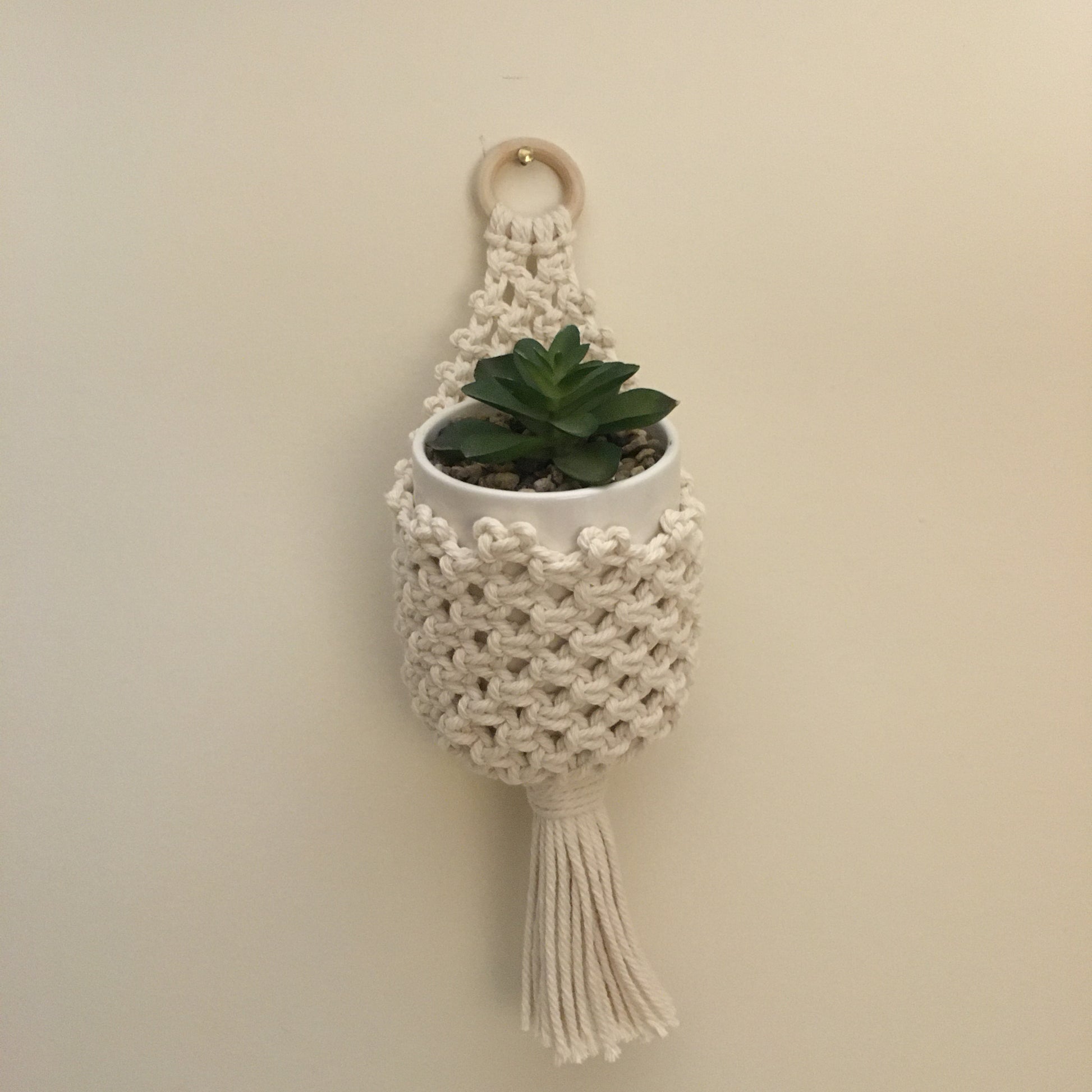 Macramè pods tasca porta accessori - MacraLu di Ludovica Mazzanti