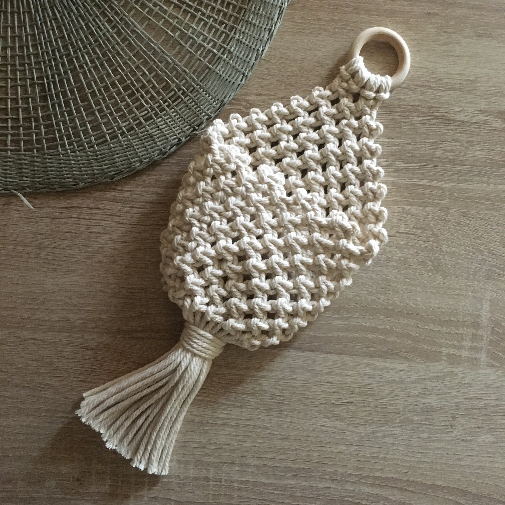 Macramè pods tasca porta accessori - MacraLu di Ludovica Mazzanti