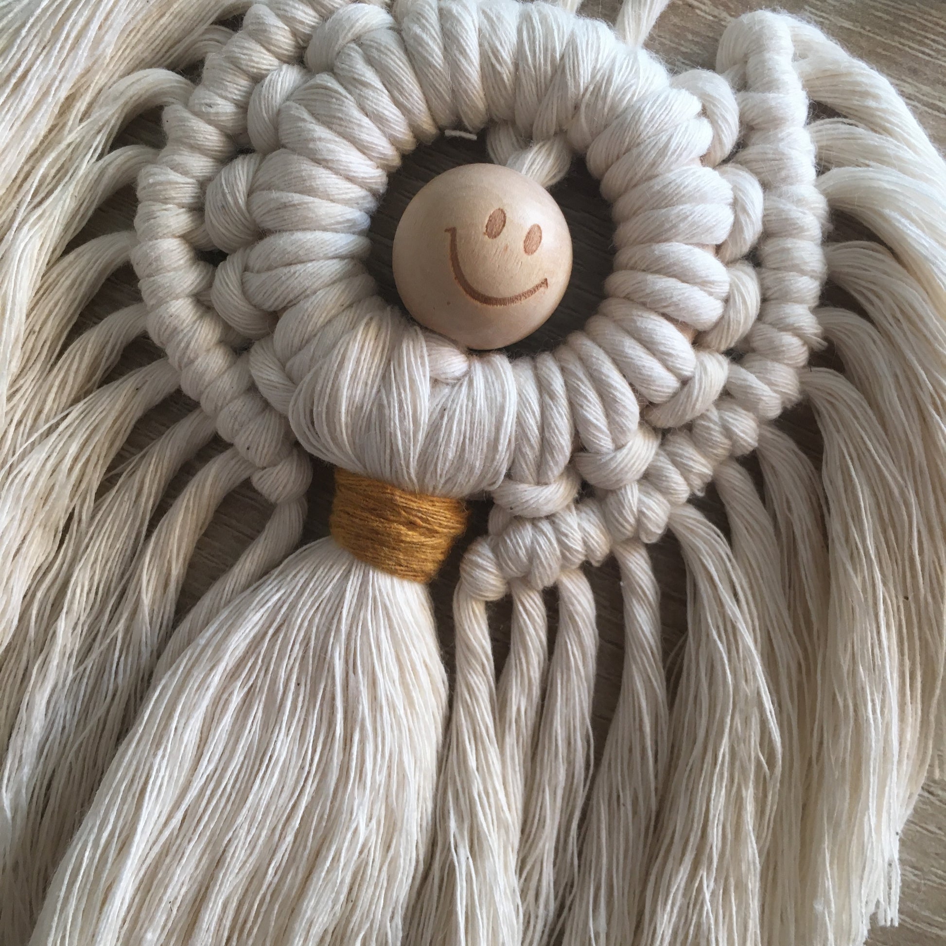 Angelo da appendere in Macramè - MacraLu di Ludovica Mazzanti